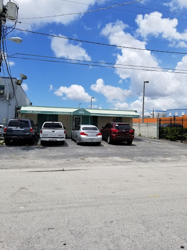 Universal Motors of Miami Inc - Thumbnail