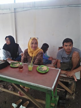 Warung Uli Bakar Cilenggang 2, Author: Ijan Joni