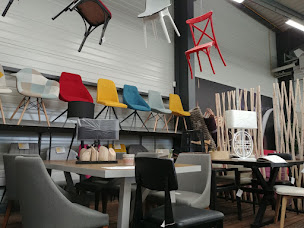 Photo n°6 de Nicolas.P Jolymousse à Perreux (Magasin d'usine)