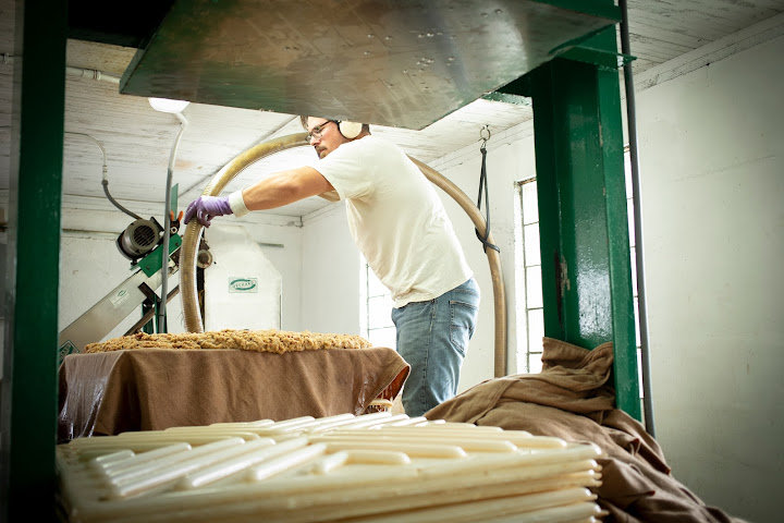 Eve's Cidery by null