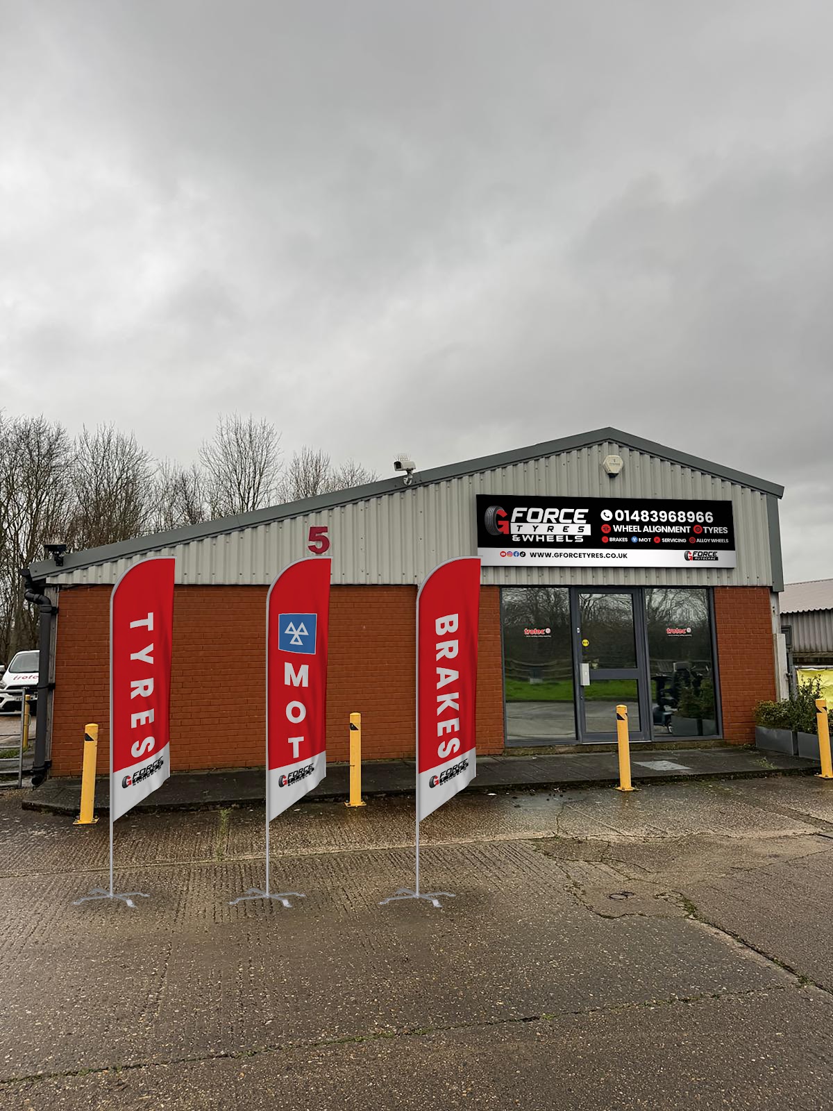 G 4 Tyres and Wheels in Guildford - Same day Tyre Fitting - Wheel Alignment