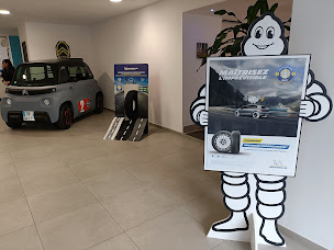 Photo n°4 de Garage Citroën - Carrosserie AXIAL - CARS 13 à Marseille (Vendeur de voitures d'occasion)