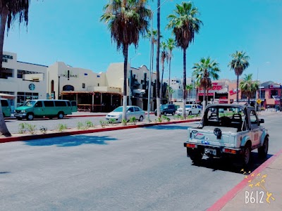 Photos of Fumari Caf&eacute; & Hookah Lounge