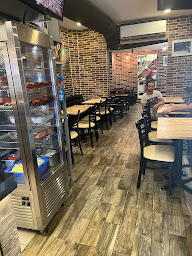 Photo n°38 de Restaurant La Paix Paris 14 à Paris (Restauration rapide)