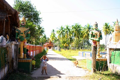 Photos of Wat Khon Tai