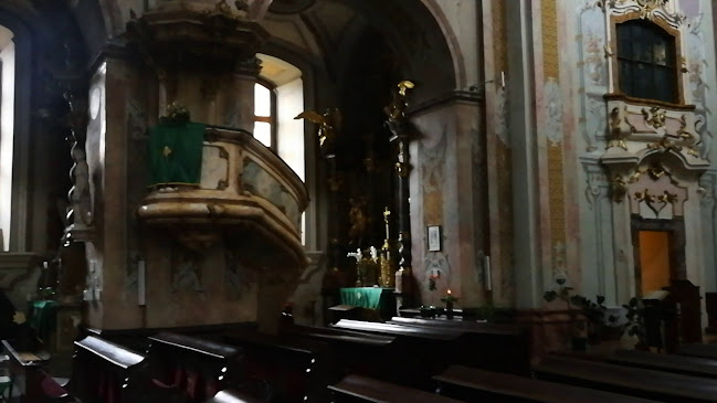 Egri Szent Bernát-templom - Templom