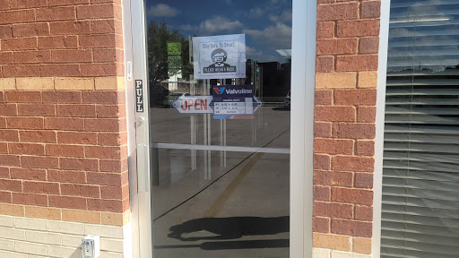 Valvoline Express Care @ Hurst - Thumbnail