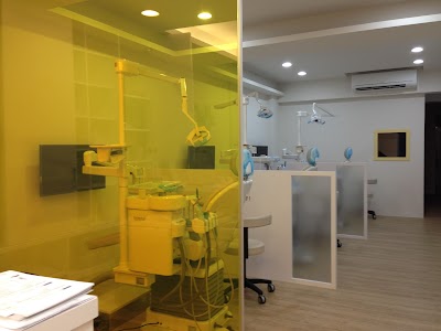 陽光牙醫診所 Takao 6 7 610 6271