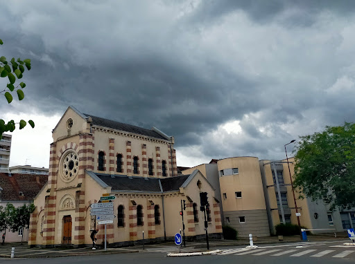 Photo de Résidence Le Puy Besseau de Cusset - EHPAD - Maison de retraite médicalisée - Pavonis Santé à Bessay-sur-Allier (03340)