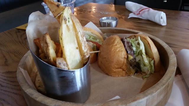 Saint Archer Brewing Co.