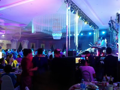 Photos of ພັດຕະຄານໄພລິນ