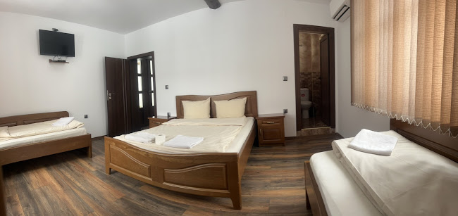 Къща „Иван“ - Троян