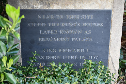 Beaumont Palace Commemorative Plaque - Thumbnail