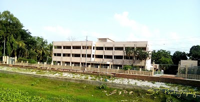 Photos of Madaripur Circuit House