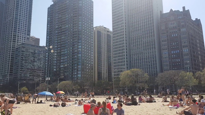 Oak Street Beach by null