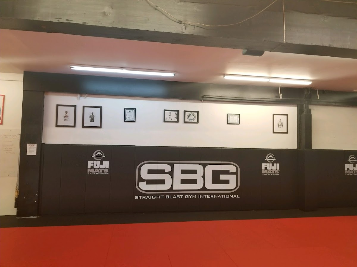 Straight Blast Gym Portland - BJJ & MMA Gym boxing gym in Portland, Oregon, United States - training facility photo 2