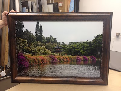 Photos of Crack in the Wall Picture Frames
