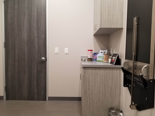 Fur & Feather veterinary hospital - Thumbnail