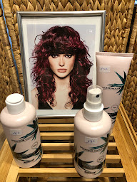 Photo n°19 de Têtes en l’hair à La Rochelle (Salon de coiffure)