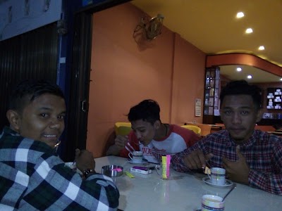 Photos of Si Boy Kupi