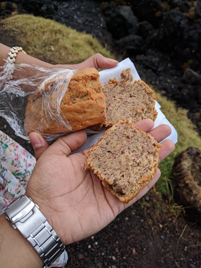 Aunty Sandy's Banana Bread