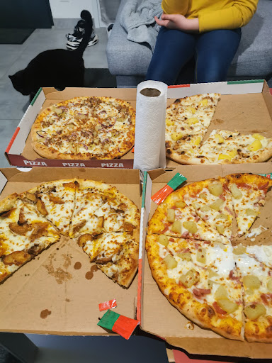 Photo 3 - Pizza Presto