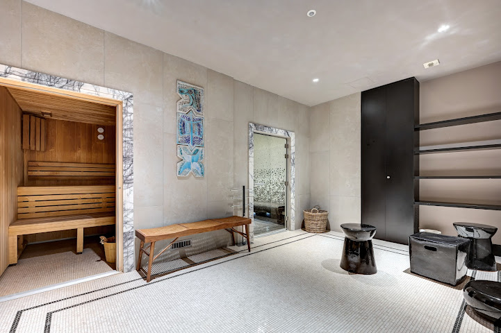 The One Alma Paris by null