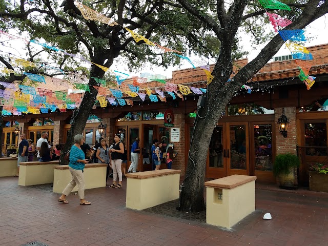 Mi Tierra Cafe y Panaderia