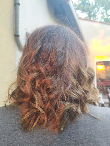 LIANA COIFFURE Gallery - France
