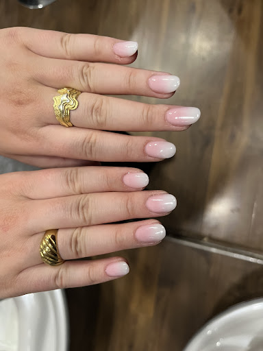 Ruby Nails & Spa Berlin - Visual