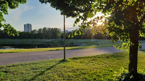 Park area of Õismäe pond