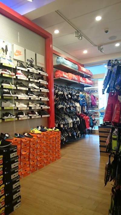 Photos of SIEMES Schuhcenter Aachen