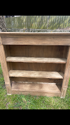 Photo n°5 de Brocante L atelier De Lea à Mont-près-Chambord (Magasin de meubles)