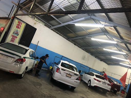 AUTOLAVADO EL DELFIN