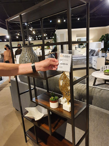 C. S. Wo & Sons Gallery - United States