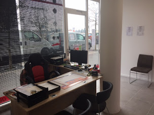 Photo n°4 de Liesse Auto Ecole à Saint-Ouen-l'Aumône (Auto-école)