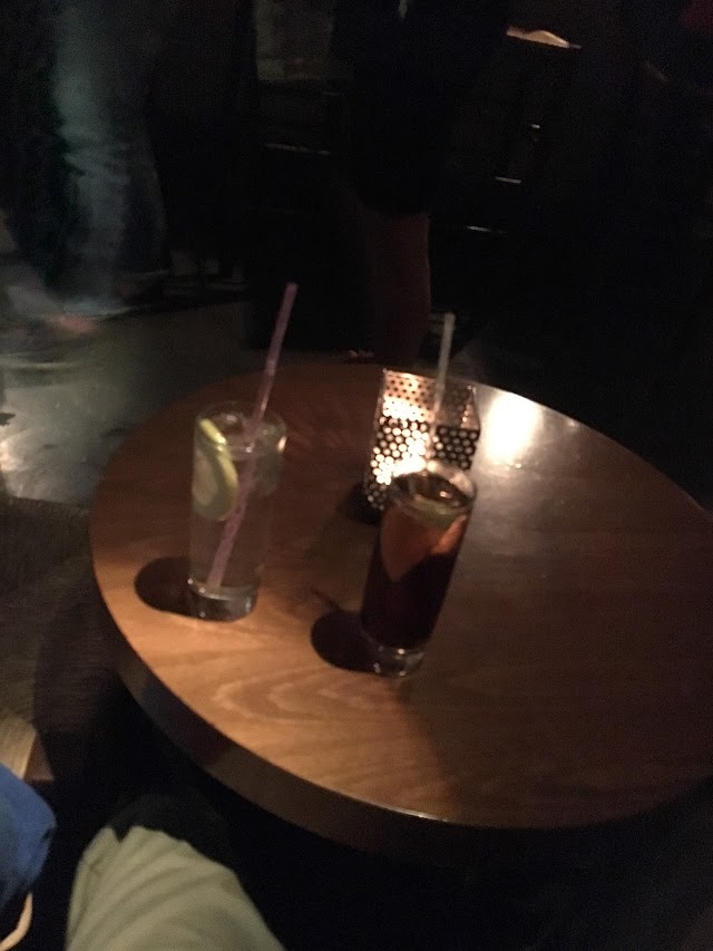 Tropical Bar