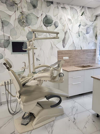 UNIDENTAL lek. dent. Karolina Olszewska