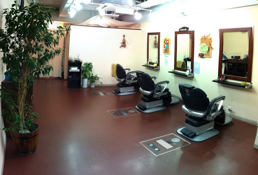 hairsalon Tommy Frog （女性お顔そりサロンPutihFrog）