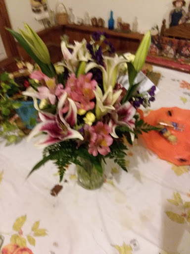 Little Florist - Thumbnail