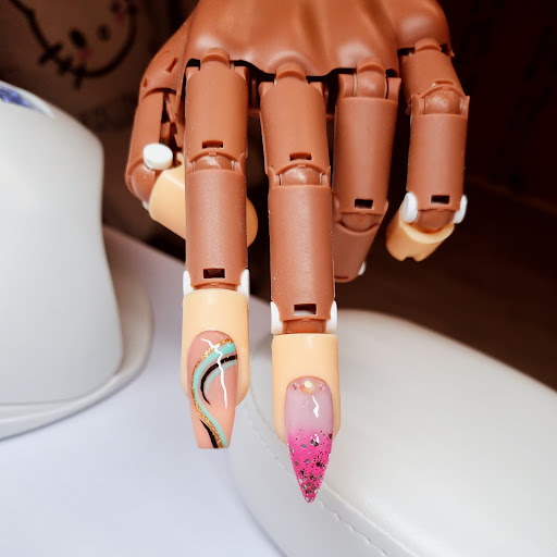 R.N EXCLUSIVE NAILS - Thumbnail