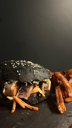 Photo 2 - Le Gourmet Burger