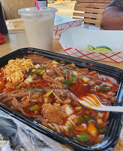 Sabor Casero Pupuseria by null