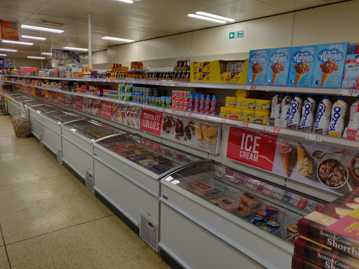 Iceland Supermarket Crawley Gallery - United Kingdom