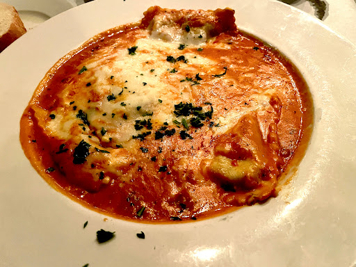 Ali's Bistro - Visual