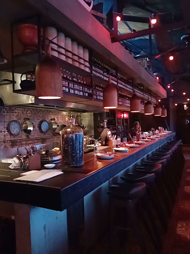 Reviews of The Blue Breeze Inn in Auckland - Restaurant