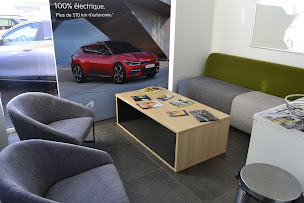 Photo n°7 de Kia | Epinal – CAR Avenue à Chavelot (Vendeur de voitures d'occasion)