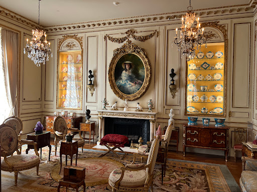 Hillwood Estate, Museum & Gardens - Thumbnail