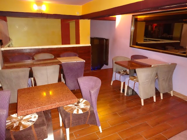 Timeout Restaurant and Sport Bar