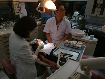 Dentist